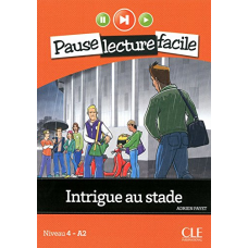PLF4 Intrigue Au Stade Livre+CD